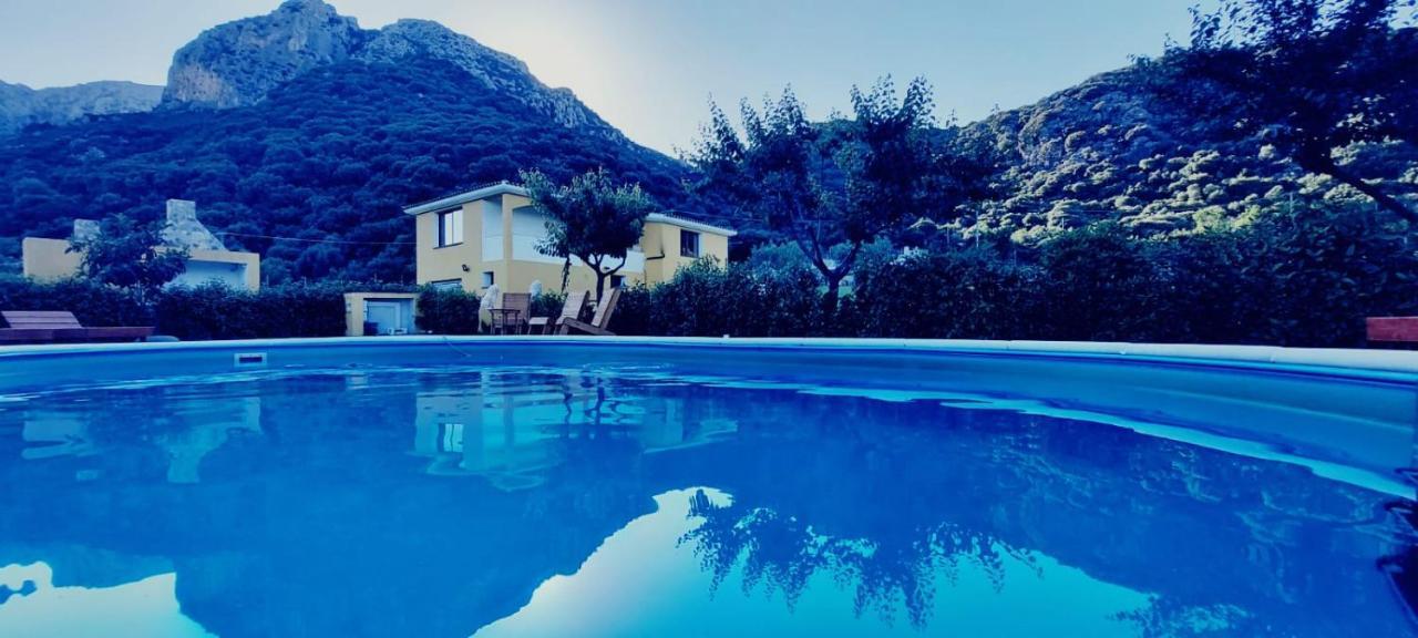 Indipendente Con Piscina Uso Esclusivo Internet Illimitato Villa ซินิสโกลา ภายนอก รูปภาพ