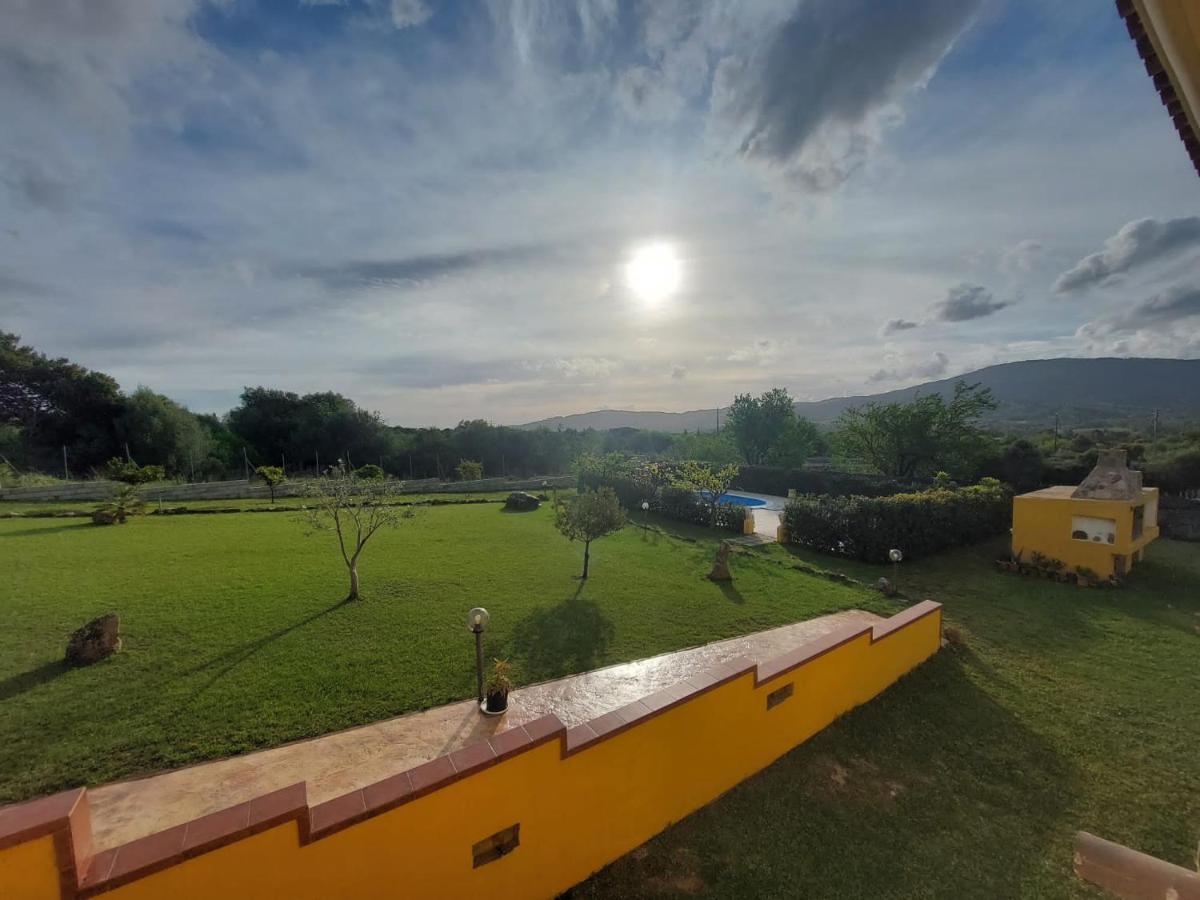 Indipendente Con Piscina Uso Esclusivo Internet Illimitato Villa ซินิสโกลา ภายนอก รูปภาพ